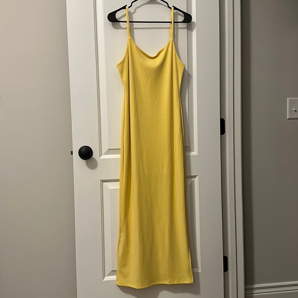 Vici ribbed midi dress